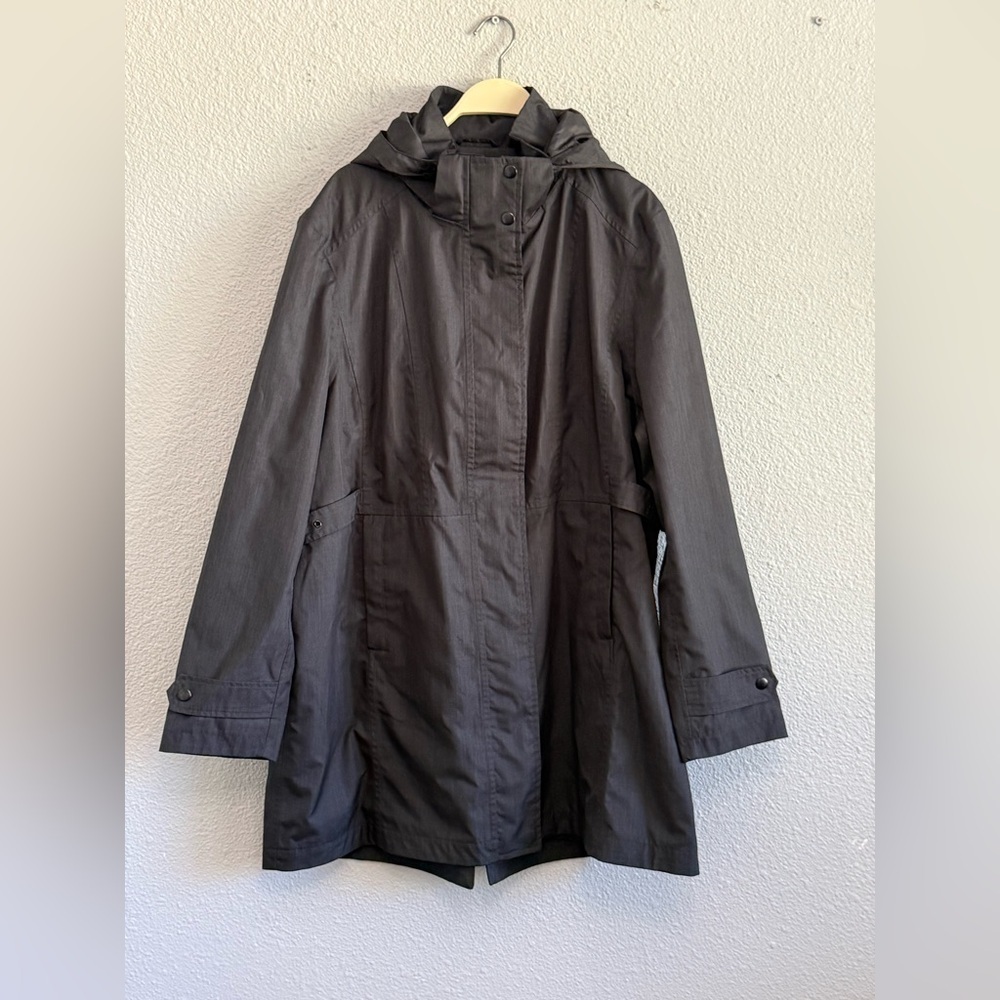 Kirkland Signature Softshell Hooded Jacket Size XXL